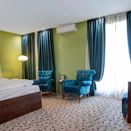 Hotel Goldenburg 4*
