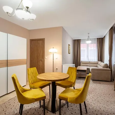 Alchemist Von Goldenburg Hotel