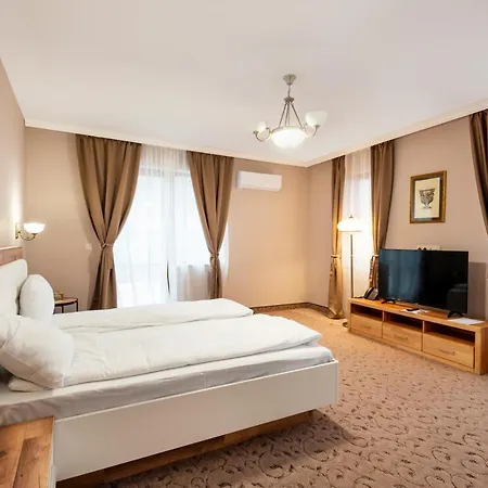 Goldenburg 4*