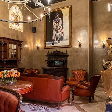 Alchemist Von Goldenburg Hotel