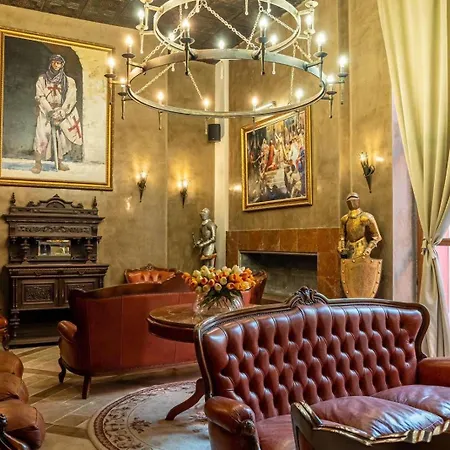 Alchemist Von Goldenburg Hotel
