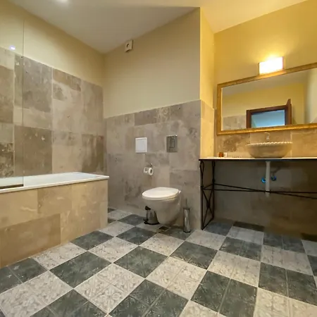 Goldenburg Hotel Belashtitsa