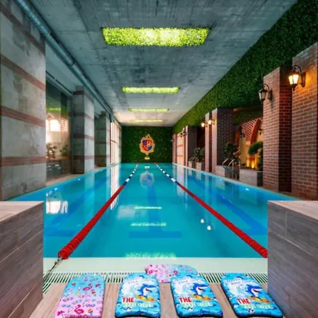 Alchemist Von Goldenburg Hotell Belashtitsa