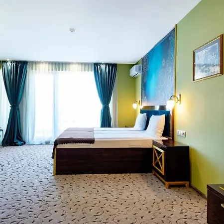 Hotel Goldenburg 4*