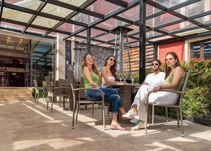 Hotel Alchemist Von Goldenburg Belashtitsa