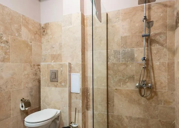 Hotel Alchemist Von Goldenburg Belashtitsa